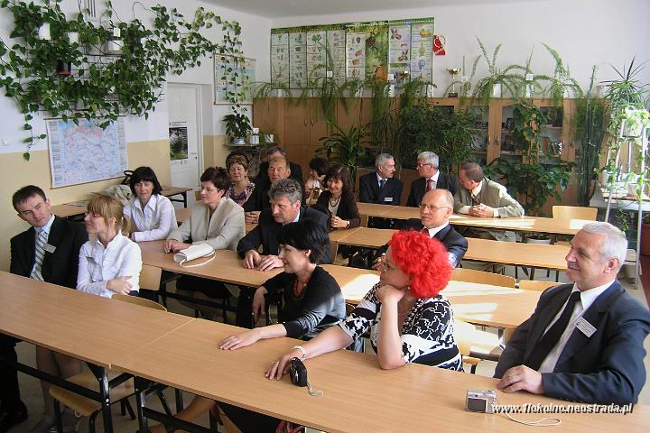 64 Znowu w szkolnej lawce.jpg